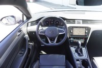 VW Passat Variant 1.5 TSI R-Line DSG