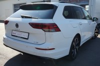 VW Golf VIII Variant R-Line eTSI