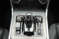 Jaguar XE 2.0 R-Dynamic S