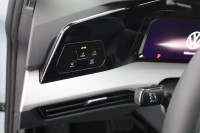 VW Golf VIII Variant 1.5eTSI DSG