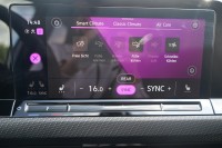 VW Golf VIII Variant 2.0 TSI DSG R-Line