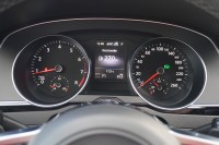 VW Passat Variant 2.0 Highline R-Line