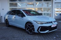 VW Golf VIII Variant 1.5 TSI R-Line