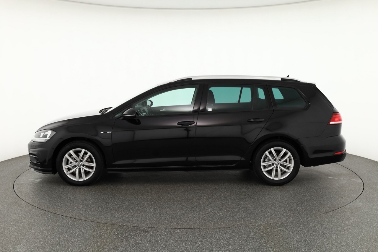 VW Golf VII Variant 2.0 TDI DSG R-Line