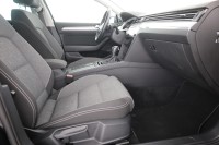 VW Passat Variant 1.5 TSI DSG Business