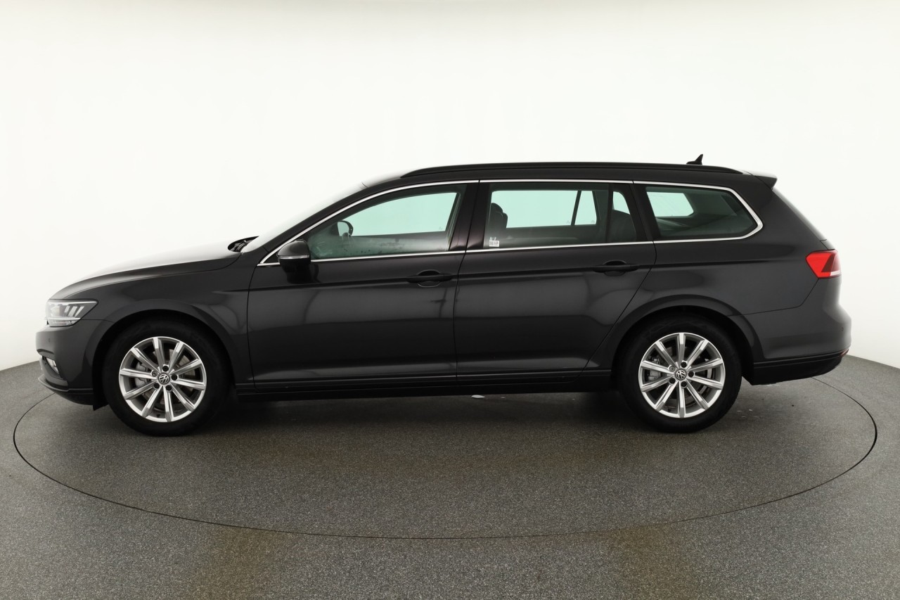 VW Passat Variant 1.5 TSI DSG Business