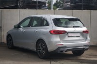 Mercedes-Benz B 150 B220 4Matic