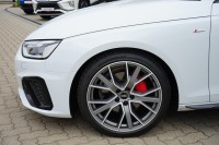 Audi A4 Avant 40 TFSI S line competition