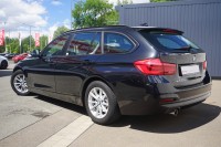 BMW 318 318d Touring Advantage