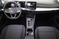 VW Golf VIII Variant 1.5eTSI DSG