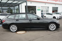 Vorschau: BMW 320 320dA Touring xDrive Advantage