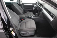VW Passat Variant 1.5 TSI DSG Business