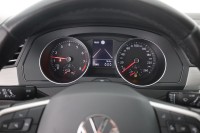 VW Passat Variant 1.5 TSI