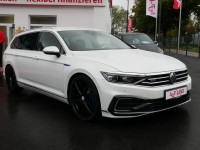 VW Passat Variant GTE