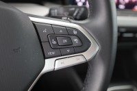 VW Golf VIII Variant 1.0 eTSI DSG