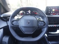 Peugeot 2008 PureTech 130 Aut.