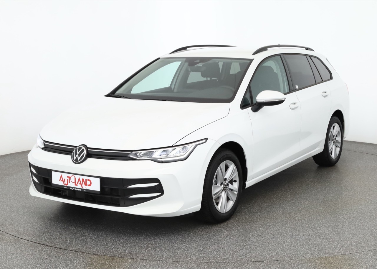 VW Golf VIII Variant 1.5 eTSI DSG