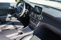Mercedes-Benz CLA 220 SB AMG Line 4Matic