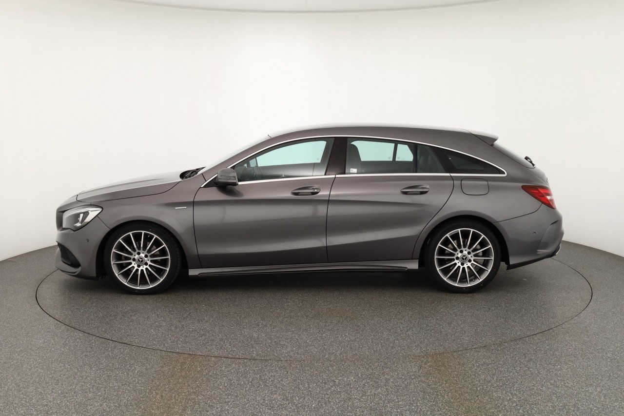 Mercedes-Benz CLA 180 SB AMG Line