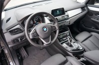 BMW 218 i Advantage