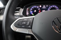 VW Passat Variant 2.0 TSI DSG R-Line