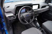 Ford Tourneo Courier 1.0 EcoBoost Titanium