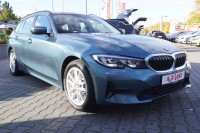 BMW 330 330iA Advantage AHK