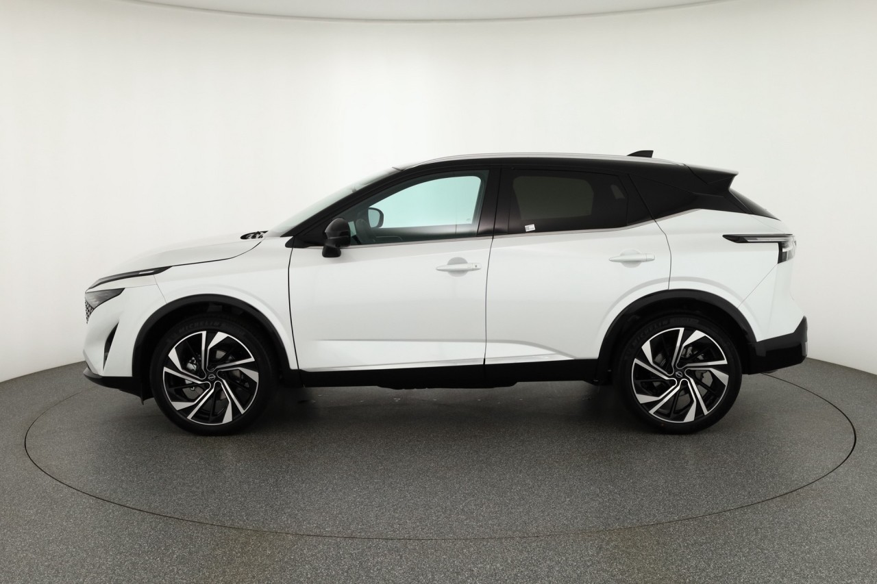 Nissan Qashqai Tekna + 1.3 Dig-T MHEV 4x4 Aut.