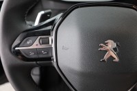 Peugeot 208 1.2 PureTech AT