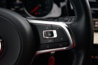 VW Golf VII Variant 1.5 TSI R-Line