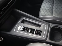 VW Golf VIII Variant R-Line 1.4 eTSI DSG