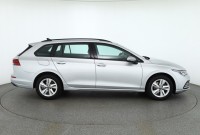VW Golf VIII Variant 1.5 eTSI DSG