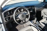 VW Golf 1.5 TSI Highline R-Line