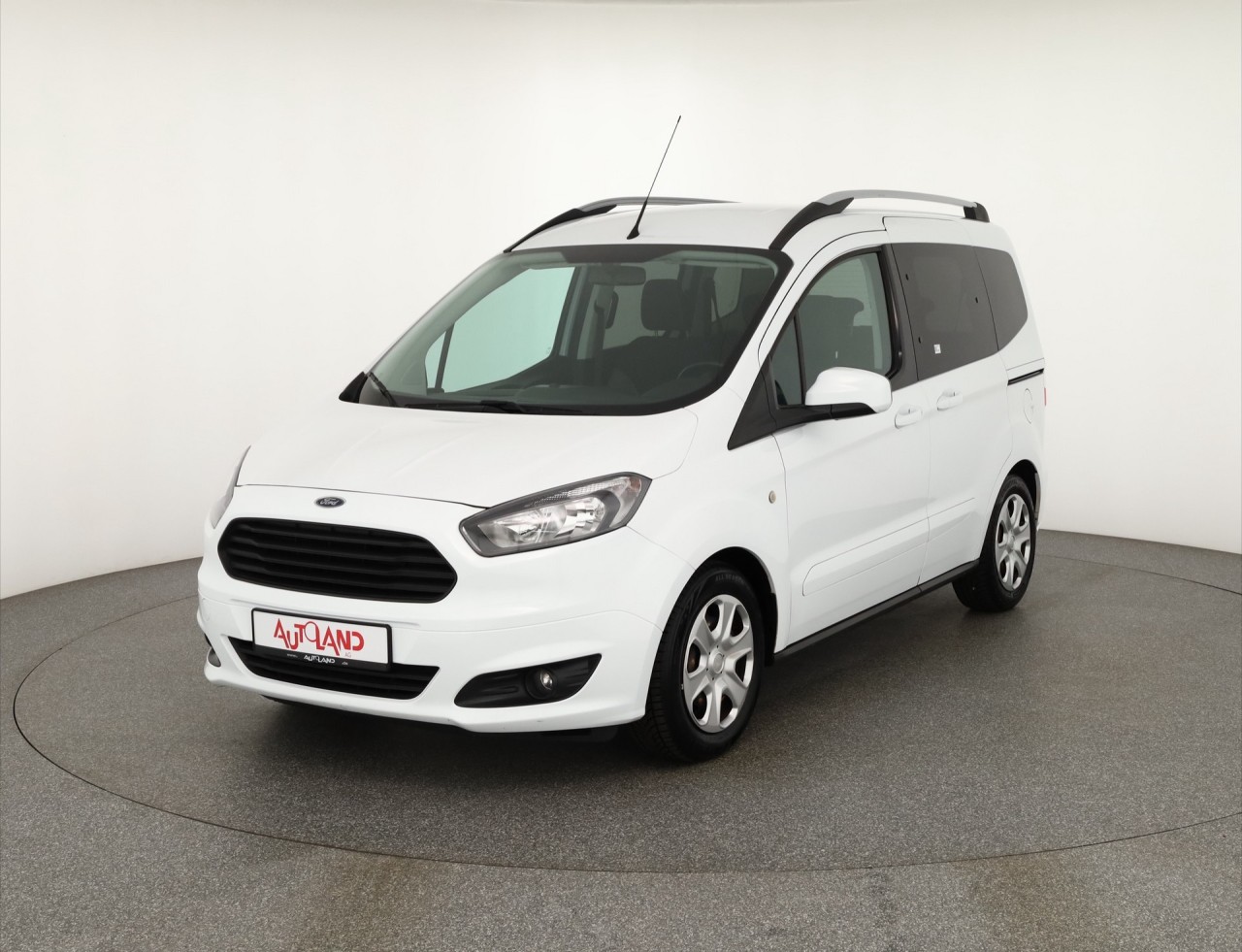 Ford Tourneo Courier 1.0 EB
