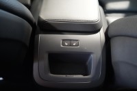 Volvo V60 Kombi 2.0 M-Hybrid Plus Dark
