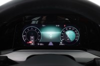 VW Golf VIII Variant 1.5 eTSI DSG
