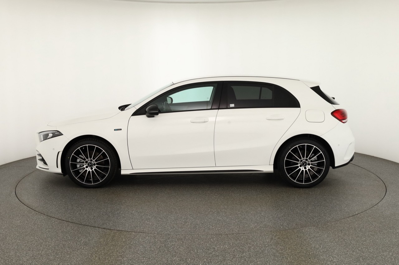 Mercedes-Benz A 250 A250 e AMG Line