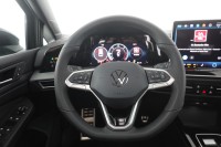 VW Golf VIII Variant 2.0 TDI R-Line DSG