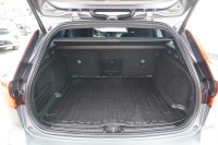 Volvo V60 Kombi 2.0 M-Hybrid R Design