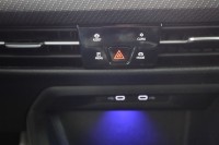 VW Golf VIII Variant 1.5 TSI R-Line