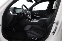 BMW 3 330i M-Sport Touring Aut.