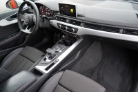 Audi A4 Avant 40 2.0 TFSI S line