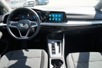VW Golf VIII Variant Life eTSI