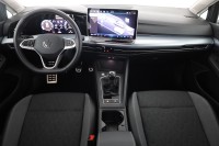 VW Golf VIII Variant 1.5 TSI Goal