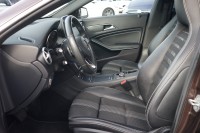 Mercedes-Benz CLA 180 Score