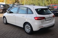 Mercedes-Benz B 180 B180
