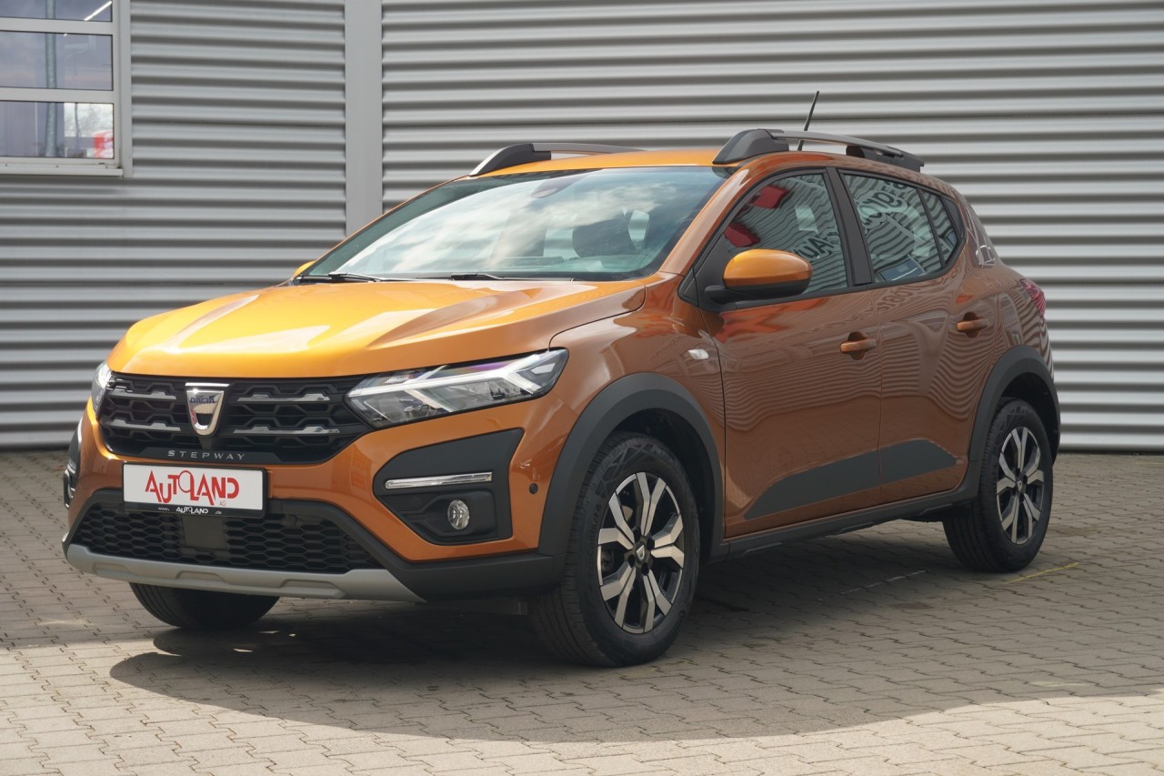 Dacia Sandero Stepway TCe 90 AT