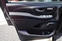 Mercedes-Benz V-Klasse V300 d AMG-Line 4MATIC lang