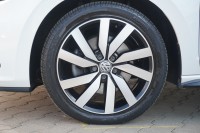 VW Touran 1.5 TSI R-Line