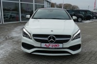 Mercedes-Benz CLA 200 AMG Line
